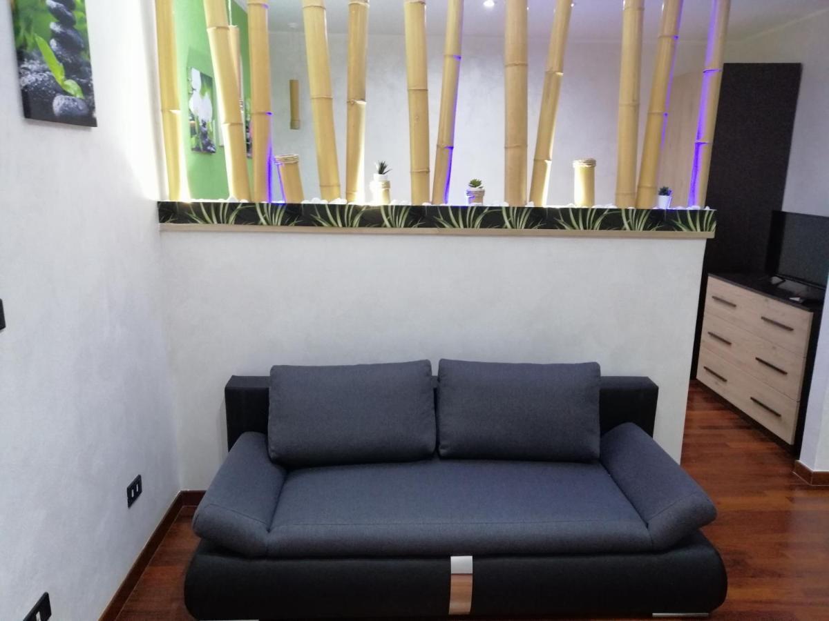 Newhouse Dei Mille Apartment Бари Екстериор снимка